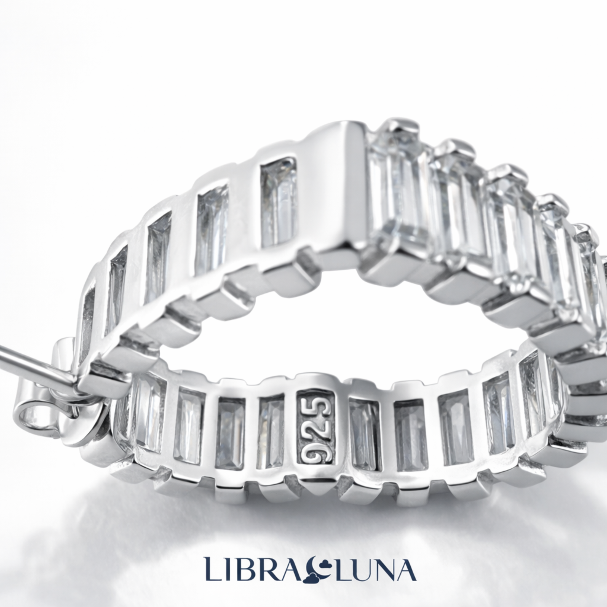 Eloria Herz Ohrringe 925 Sterling Silber Creolen mit Zirkonia 20 mm Herzform