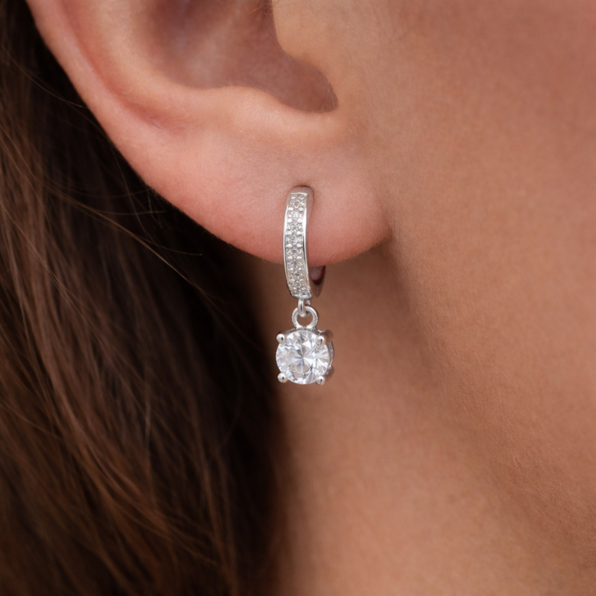 Hilara Creolen Ohrringe 925 Sterling Silber Vergoldet hängend mit Zirkonia Stein